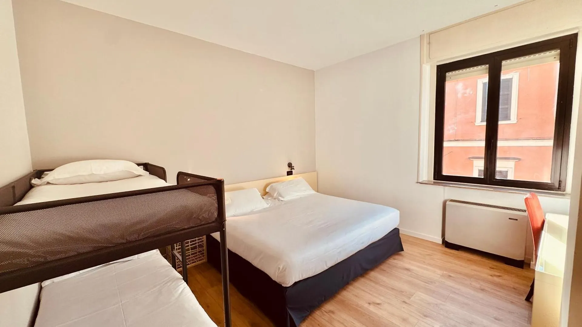 Hotel Pex Mantova 4*,  Italien